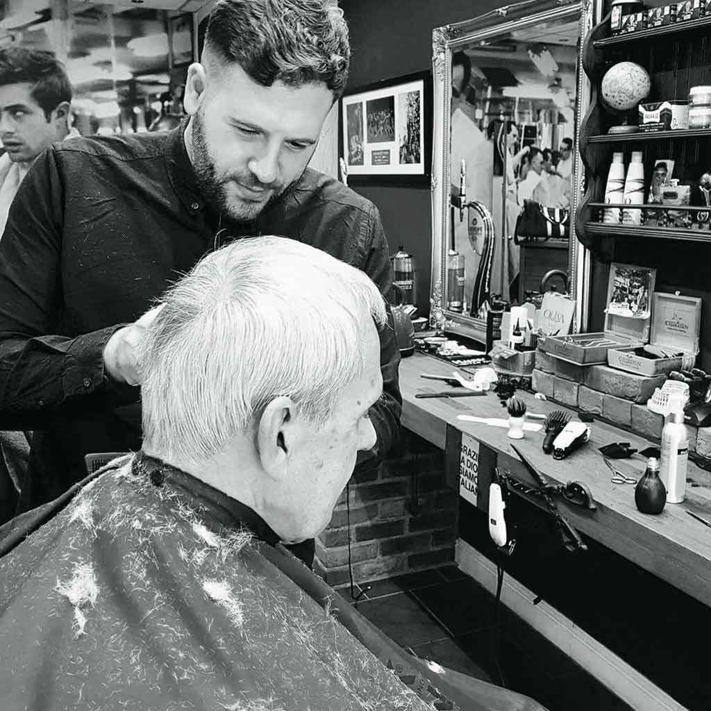 Adrianos Barbering Lounge - Bristol